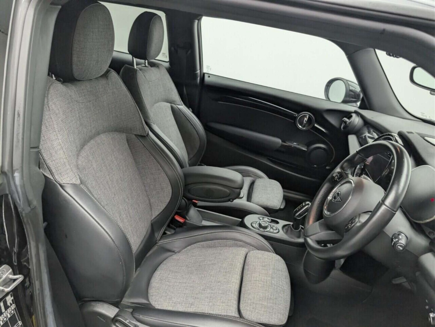 Used MINI Hatch 2022 for sale - 77713667: Photo 13