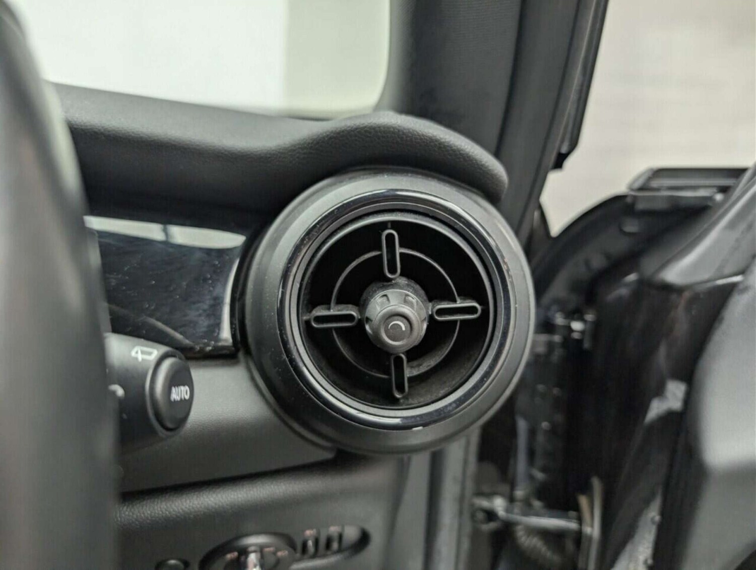 Used MINI Hatch 2022 for sale - 77713667: Photo 19