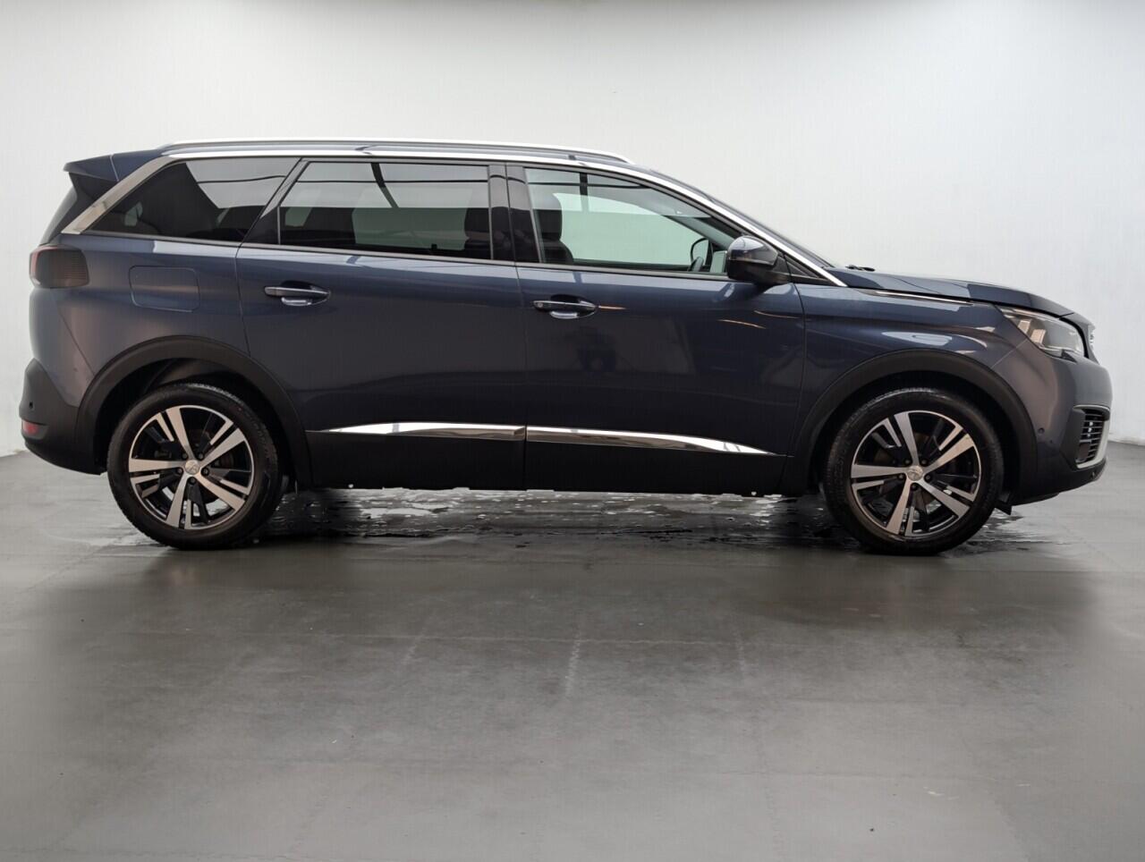 Used Peugeot 5008 2019 for sale - 77203494: Photo 9
