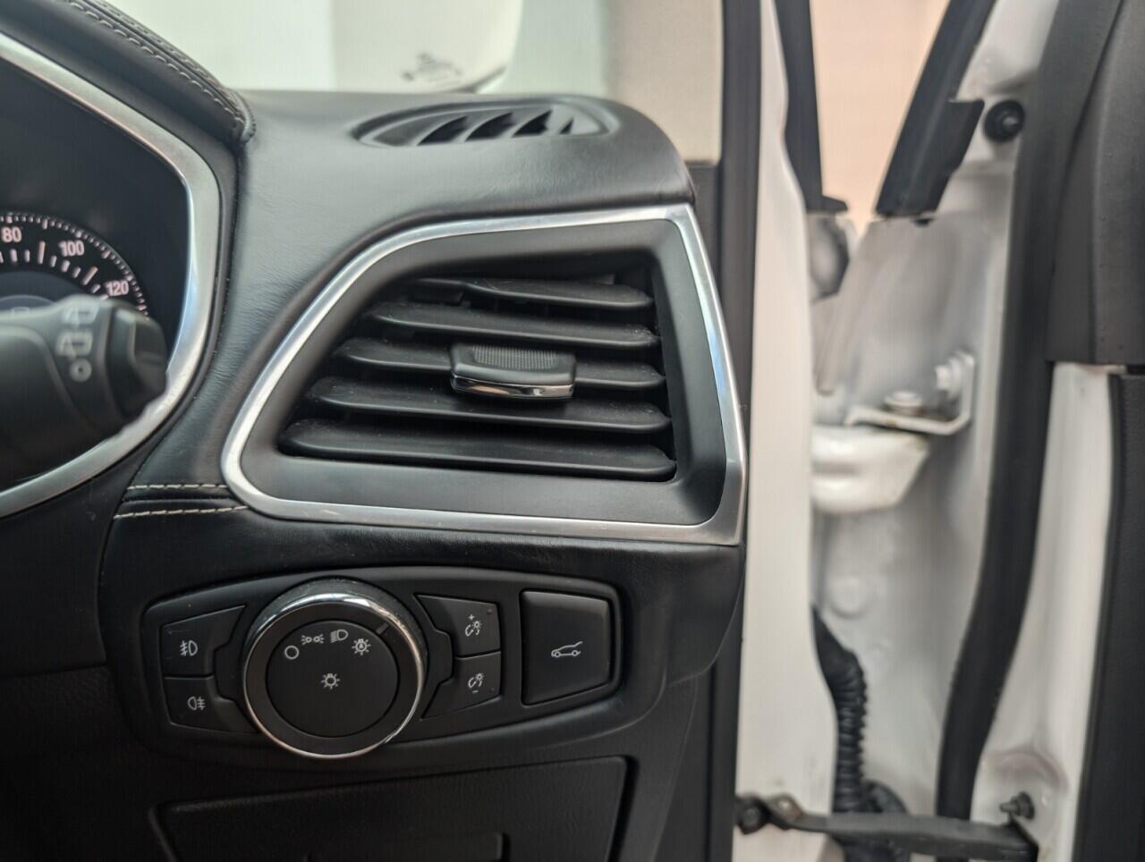 Used Ford Edge 2017 for sale - 76424208: Photo 22