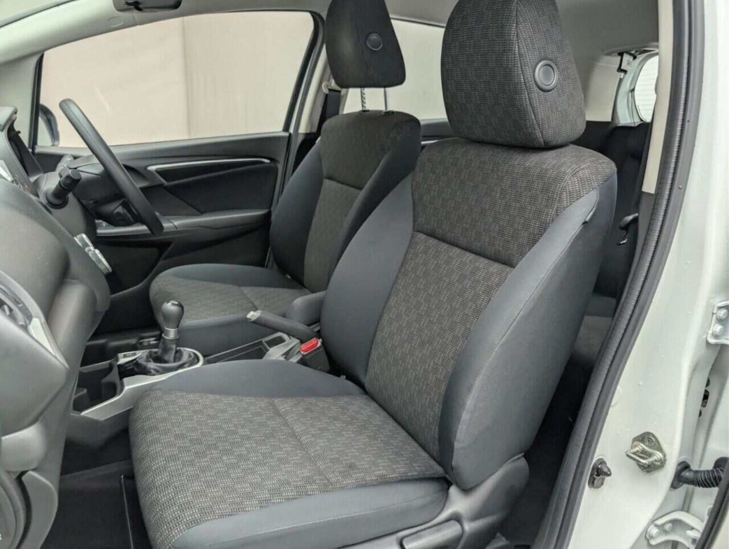 Used Honda Jazz 2017 for sale - 77714536: Photo 26