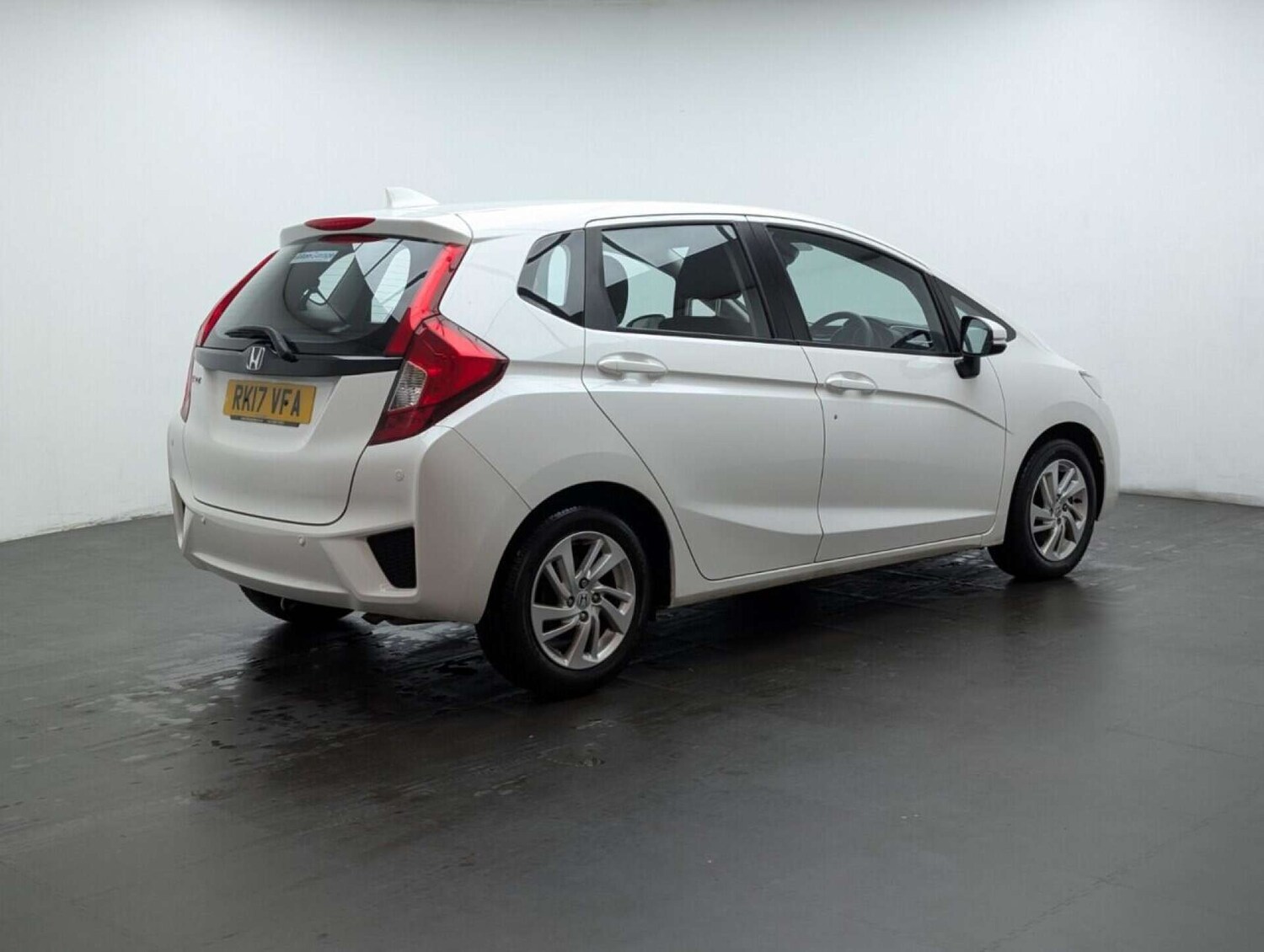 Used Honda Jazz 2017 for sale - 77714536: Photo 8