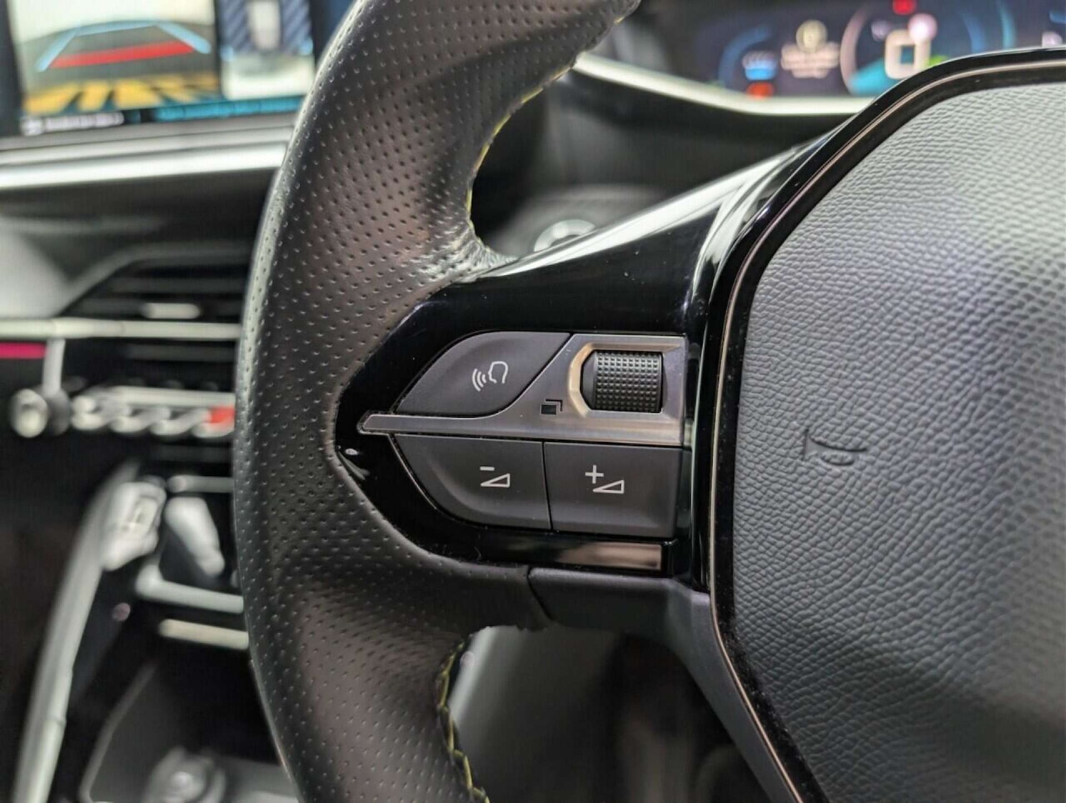 Used Peugeot 208 2021 for sale - 77713604: Photo 20