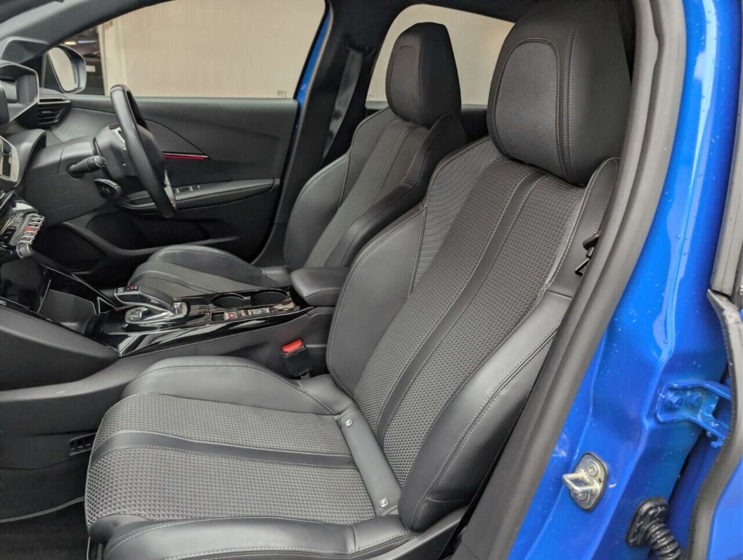 Used Peugeot 208 2021 for sale - 77713604: Photo 29