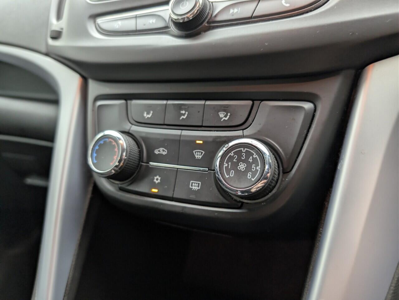 Used Vauxhall Zafira Tourer 2017 for sale - 77081380: Photo 15