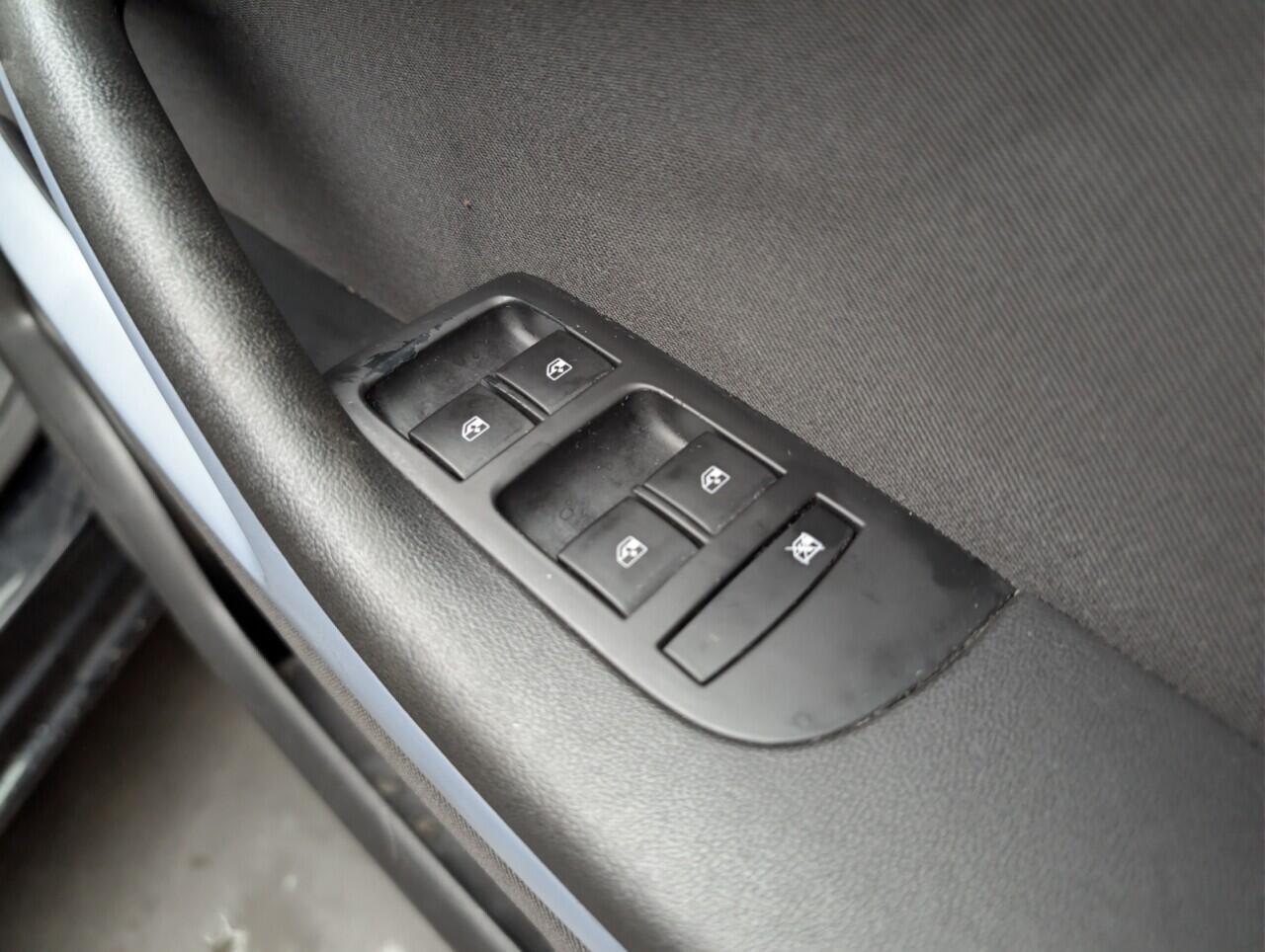 Used Vauxhall Zafira Tourer 2017 for sale - 77081380: Photo 21