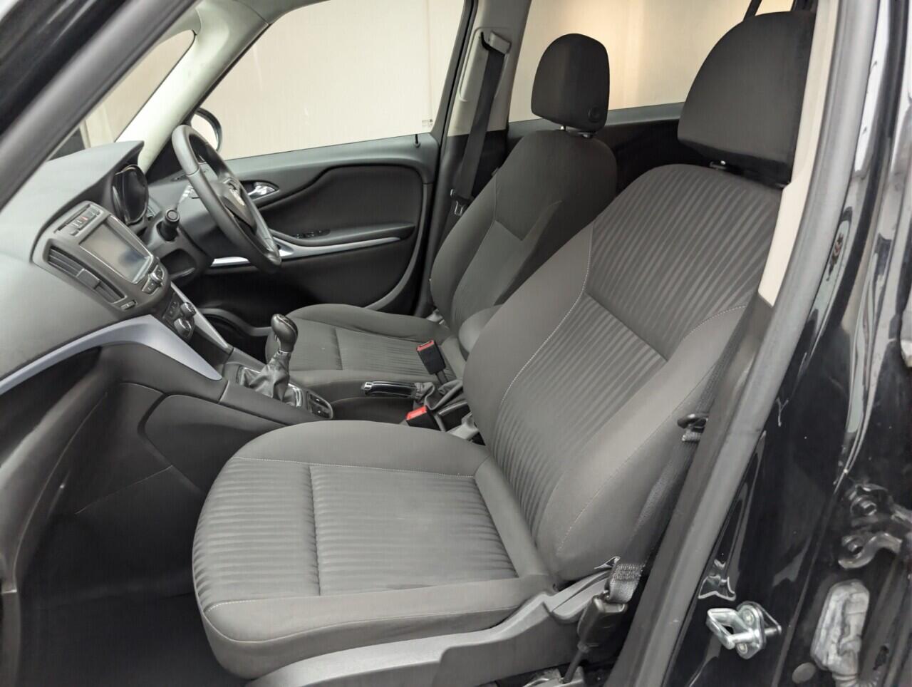 Used Vauxhall Zafira Tourer 2017 for sale - 77081380: Photo 27