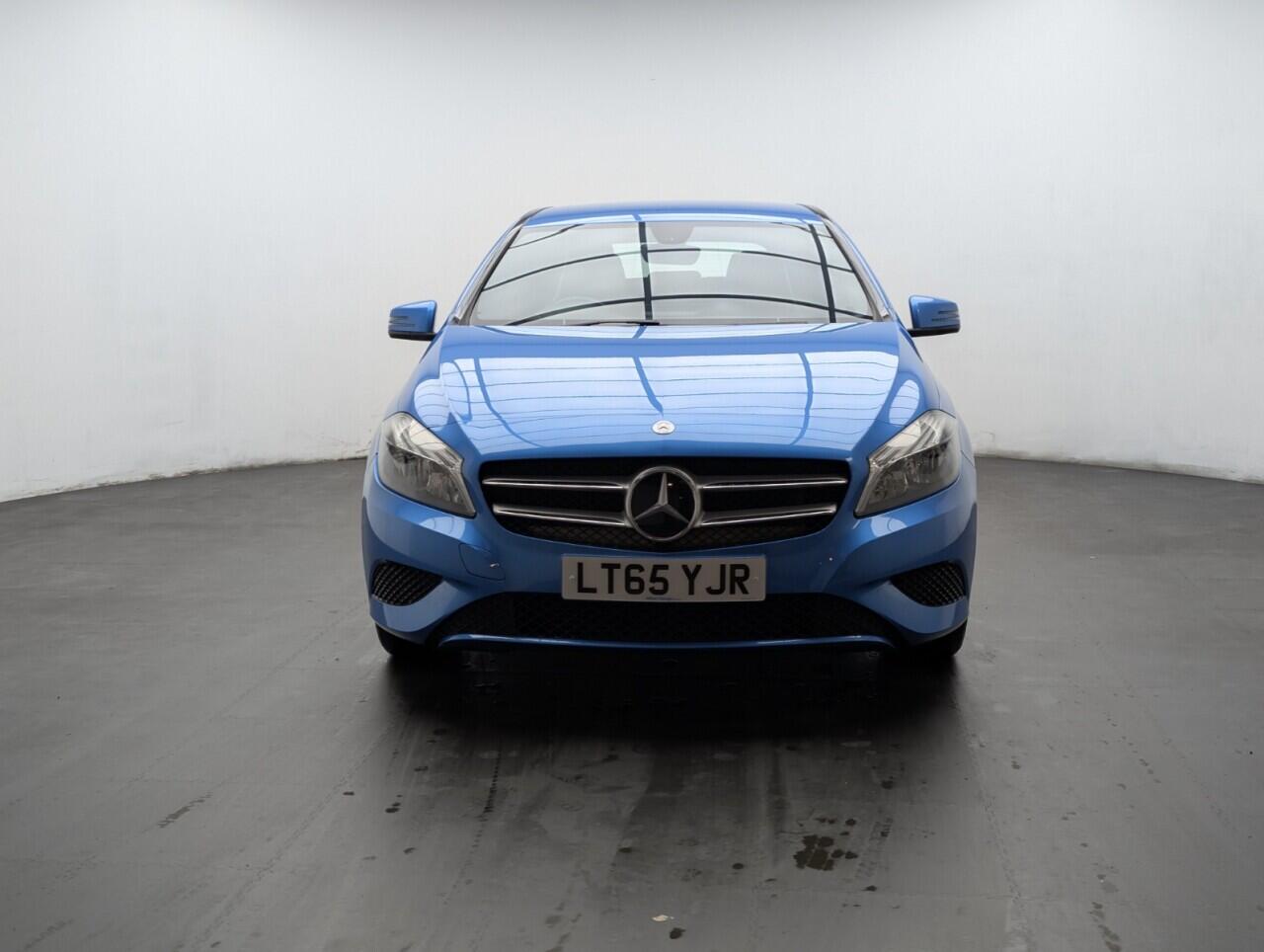 Used Mercedes-Benz A-Class 2015 for sale - 77646000: Photo 3