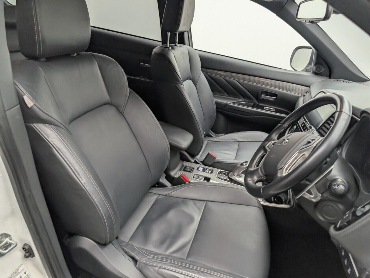 Used Mitsubishi Outlander 2019 for sale - 77074809: Photo 23