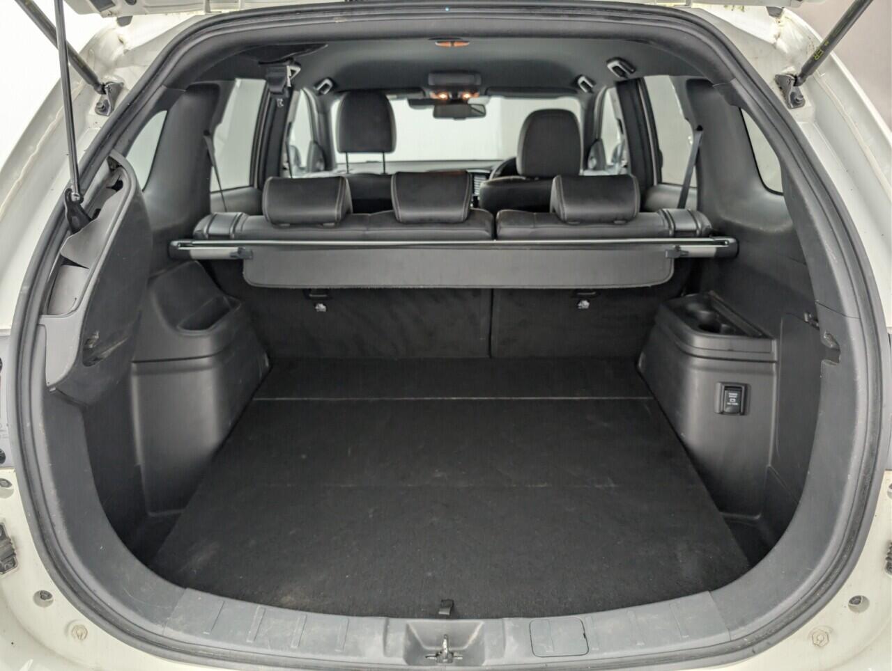 Used Mitsubishi Outlander 2019 for sale - 77074809: Photo 38