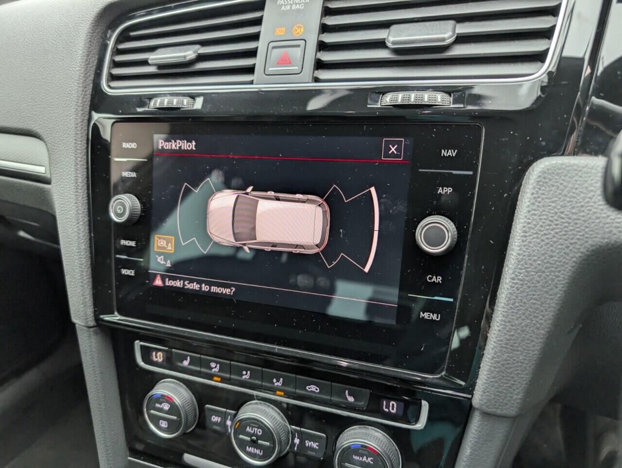 Used Volkswagen Golf 2018 for sale - 76425005: Photo 15