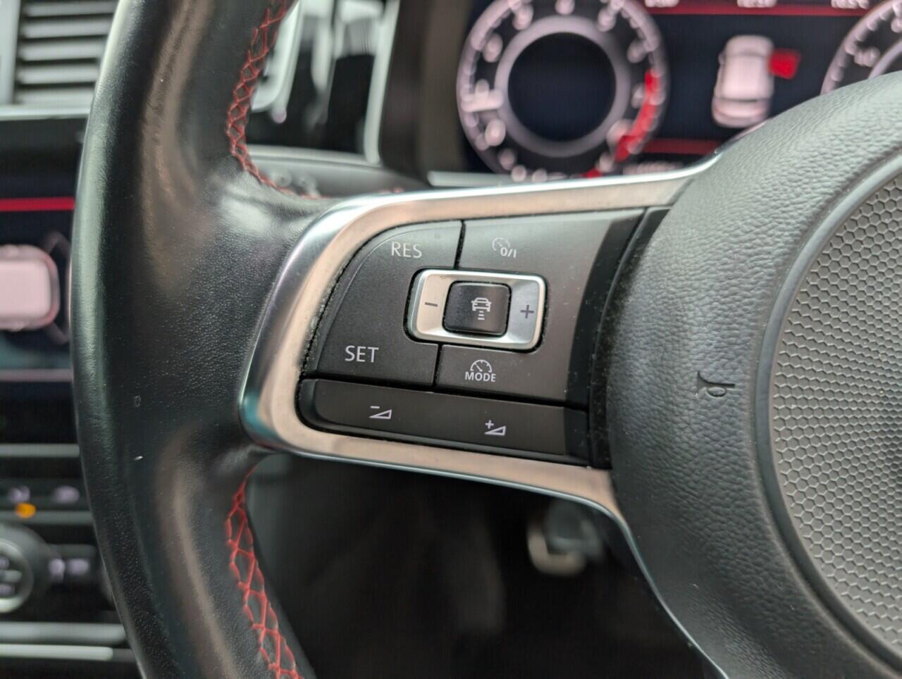 Used Volkswagen Golf 2018 for sale - 76425005: Photo 19