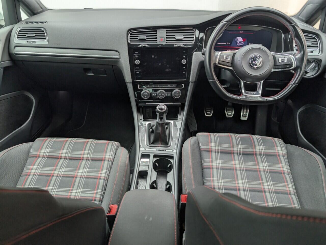 Used Volkswagen Golf 2018 for sale - 76425005: Photo 24