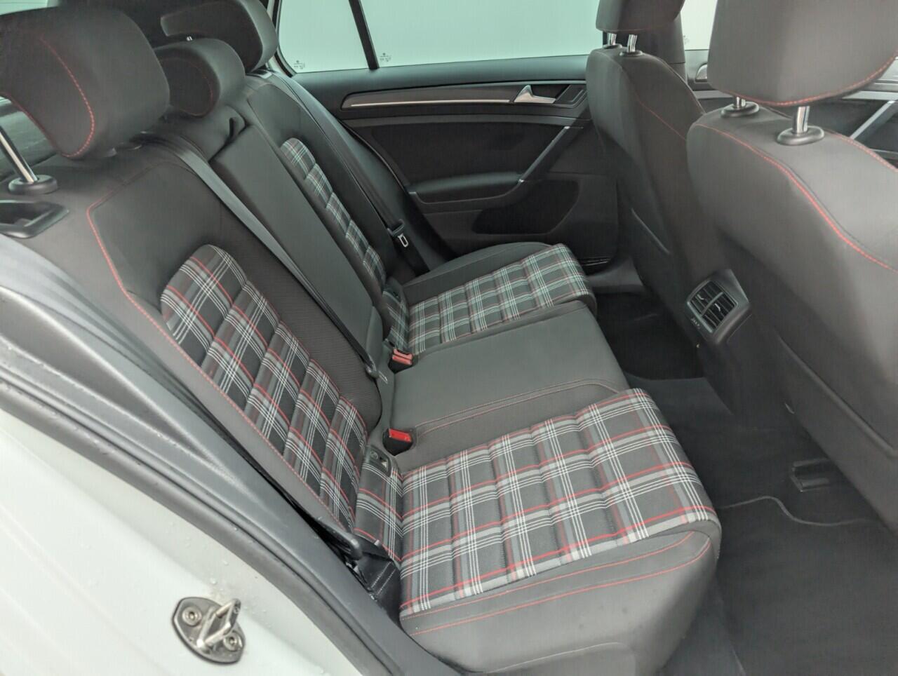 Used Volkswagen Golf 2018 for sale - 76425005: Photo 25