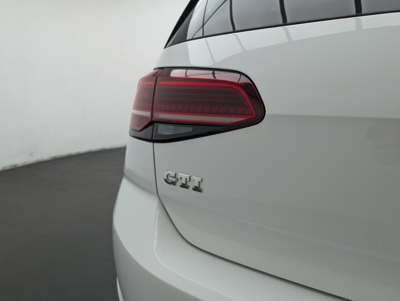 Used Volkswagen Golf 2018 for sale - 76425005: Photo 26