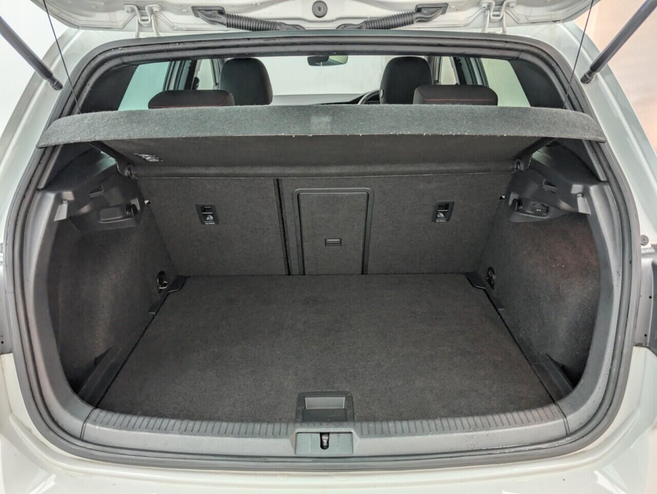 Used Volkswagen Golf 2018 for sale - 76425005: Photo 27