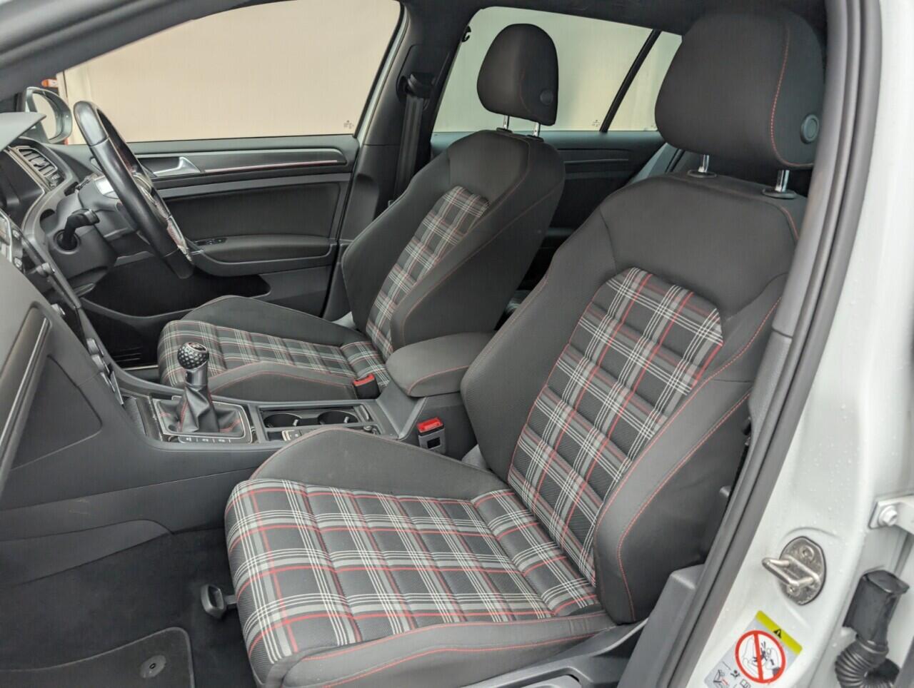 Used Volkswagen Golf 2018 for sale - 76425005: Photo 29