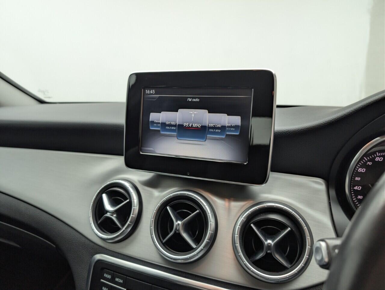 Used Mercedes-Benz CLA 2019 for sale - 76666572: Photo 13