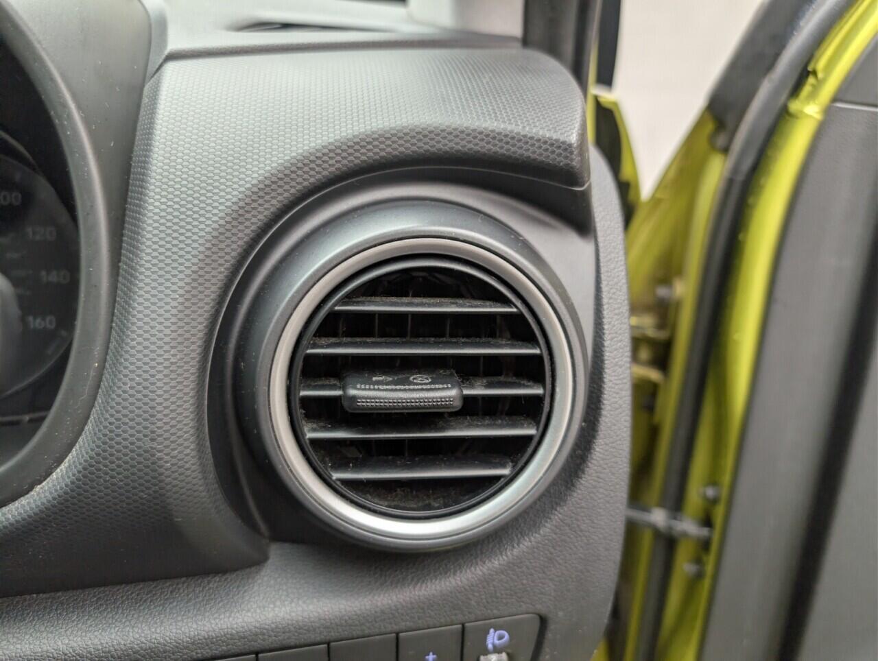 Used Hyundai KONA 2018 for sale - 76425042: Photo 32