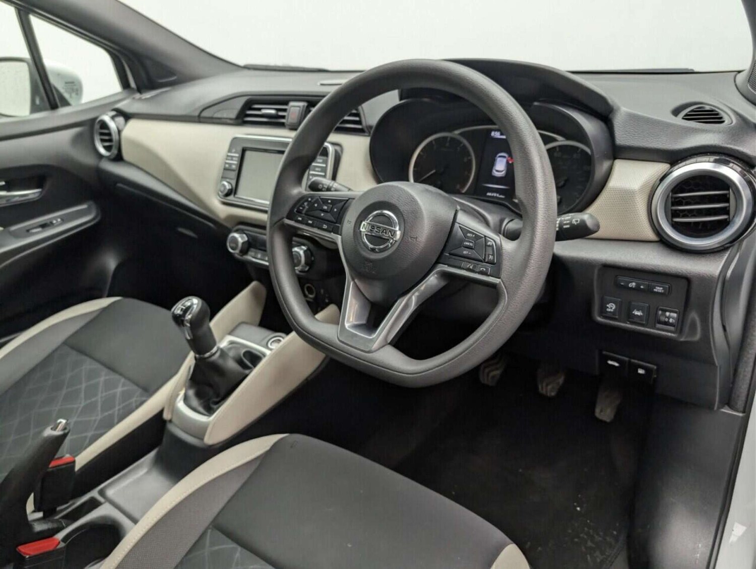 Used Nissan Micra 2018 for sale - 77713617: Photo 11