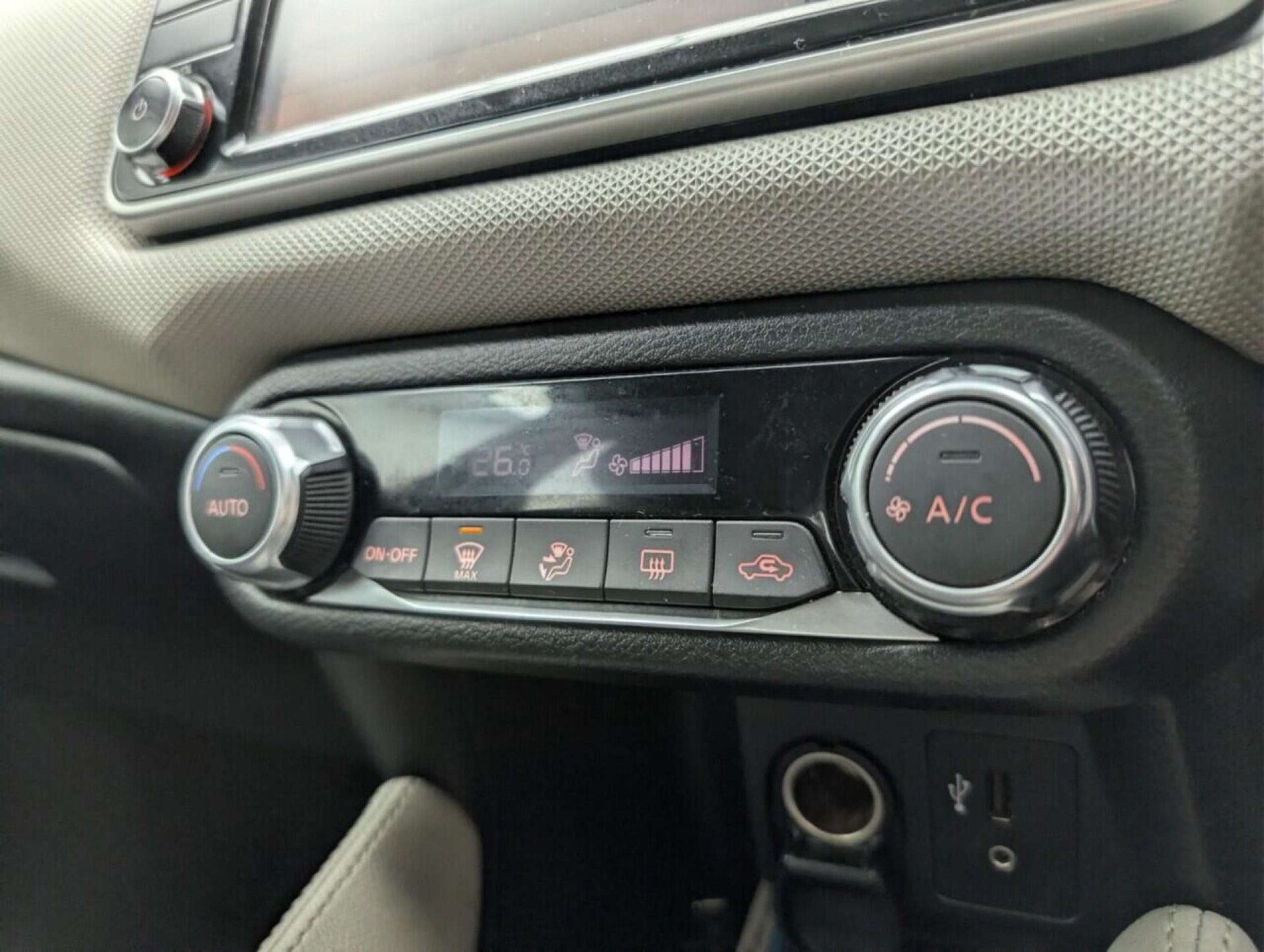 Used Nissan Micra 2018 for sale - 77713617: Photo 14