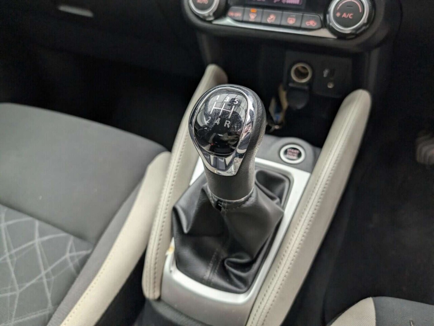 Used Nissan Micra 2018 for sale - 77713617: Photo 15