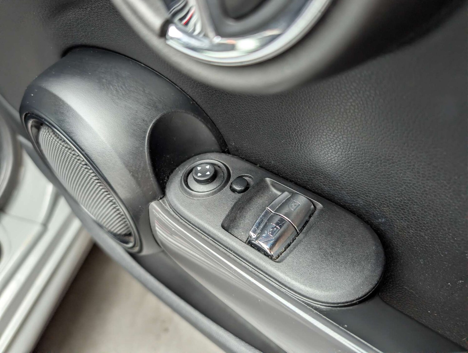 Used MINI Hatch 2017 for sale - 78179664: Photo 25