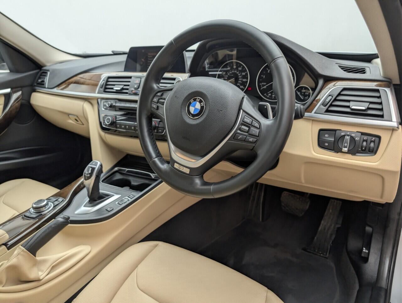 Used BMW 3 Series 2016 for sale - 76521494: Photo 11