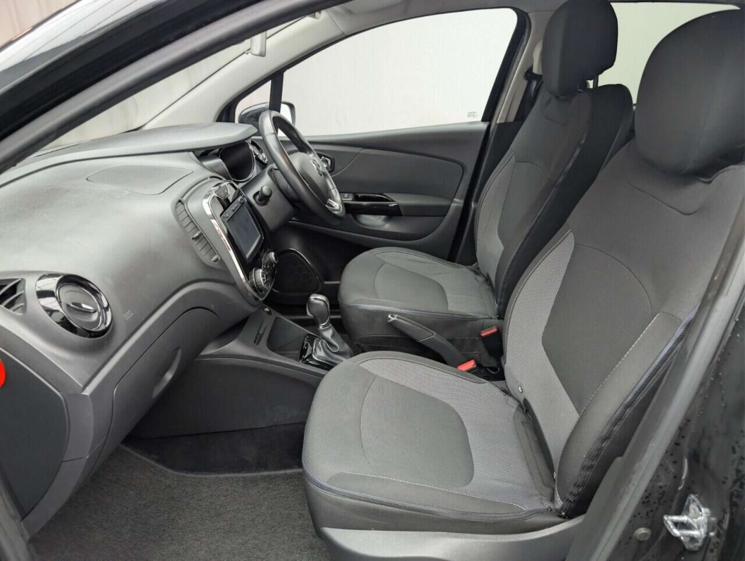 Used Renault Captur 2016 for sale - 77713237: Photo 25