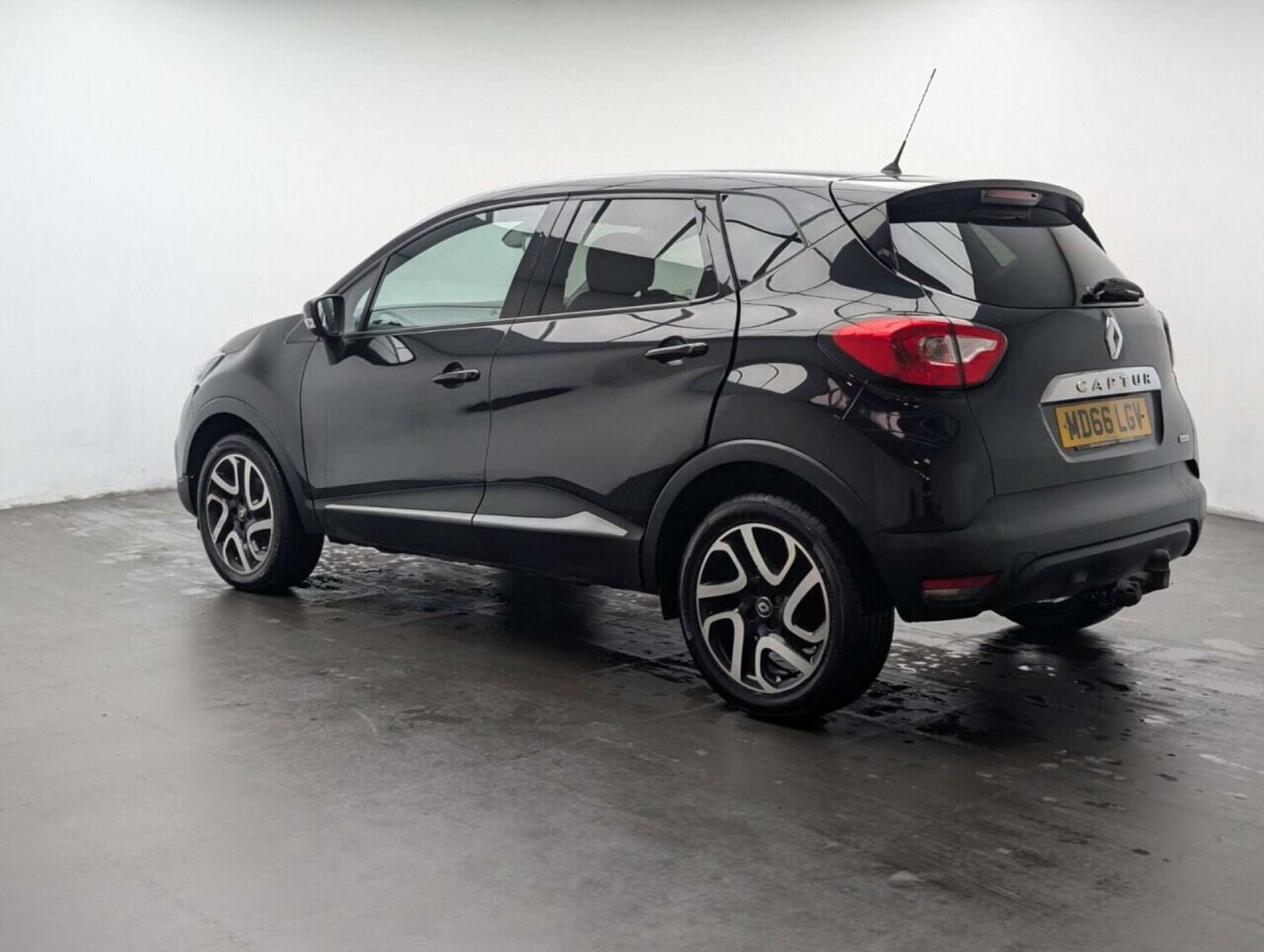Used Renault Captur 2016 for sale - 77713237: Photo 6