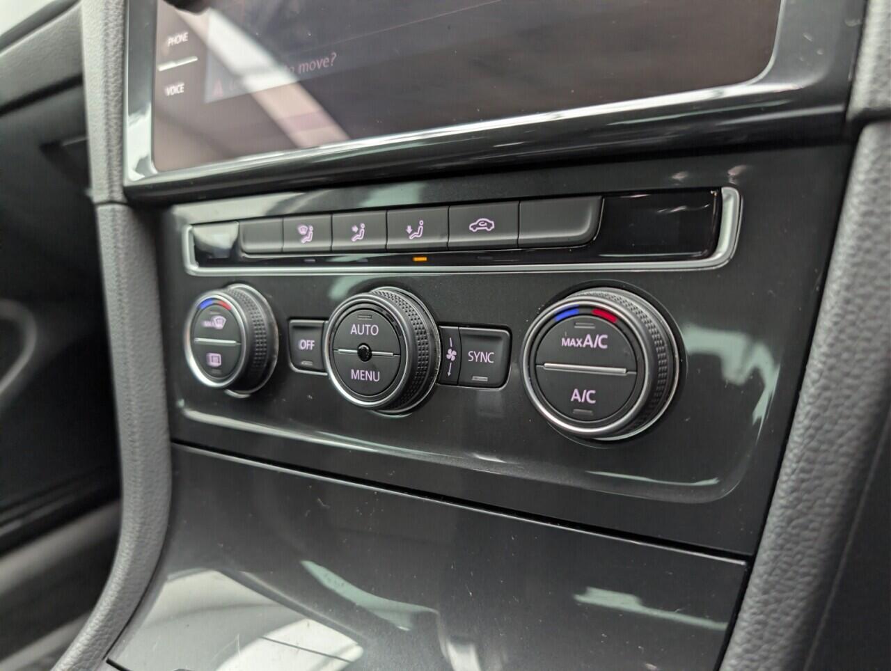 Used Volkswagen Golf for sale - 76975648: Photo 16