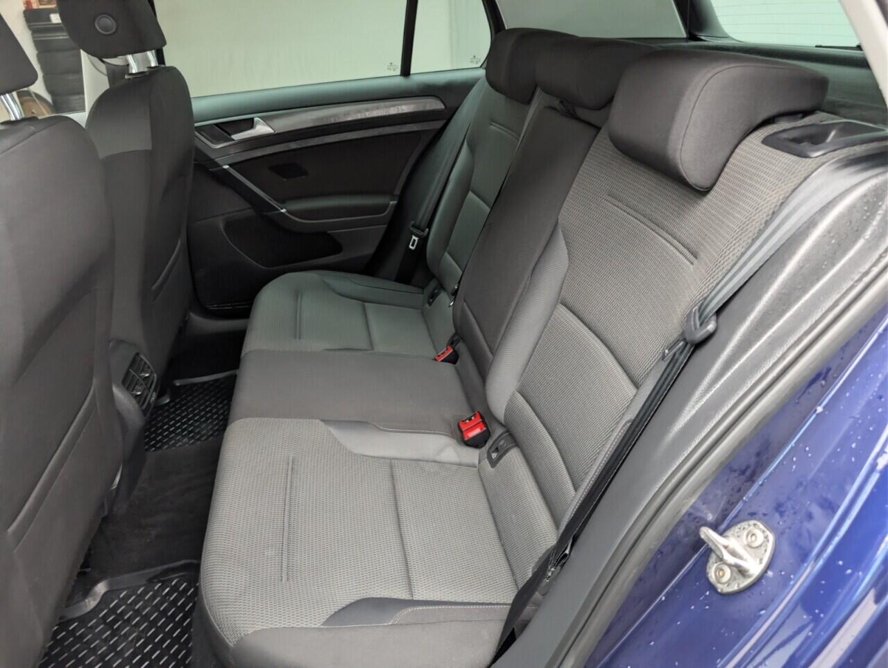Used Volkswagen Golf for sale - 76975648: Photo 27