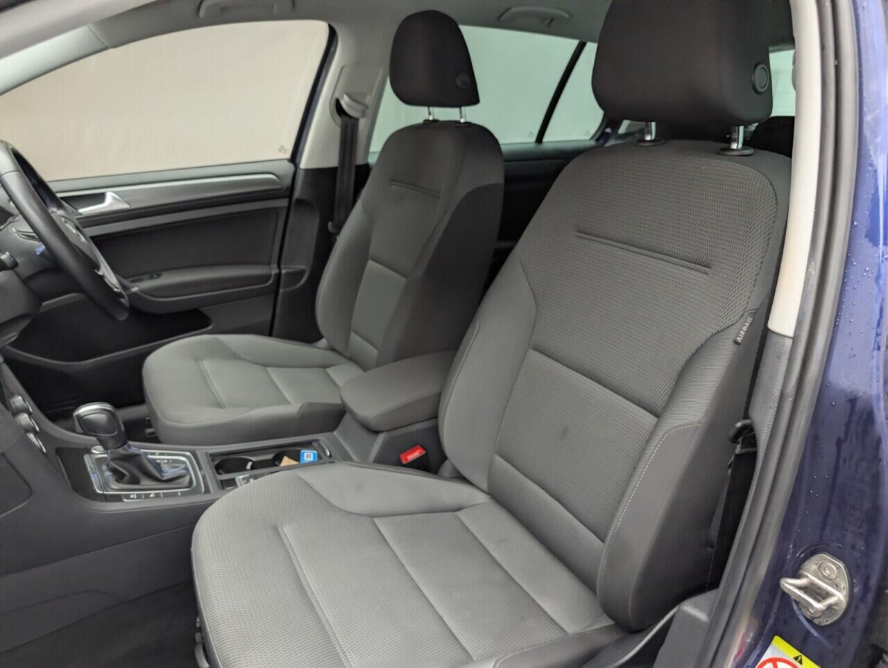 Used Volkswagen Golf for sale - 76975648: Photo 28