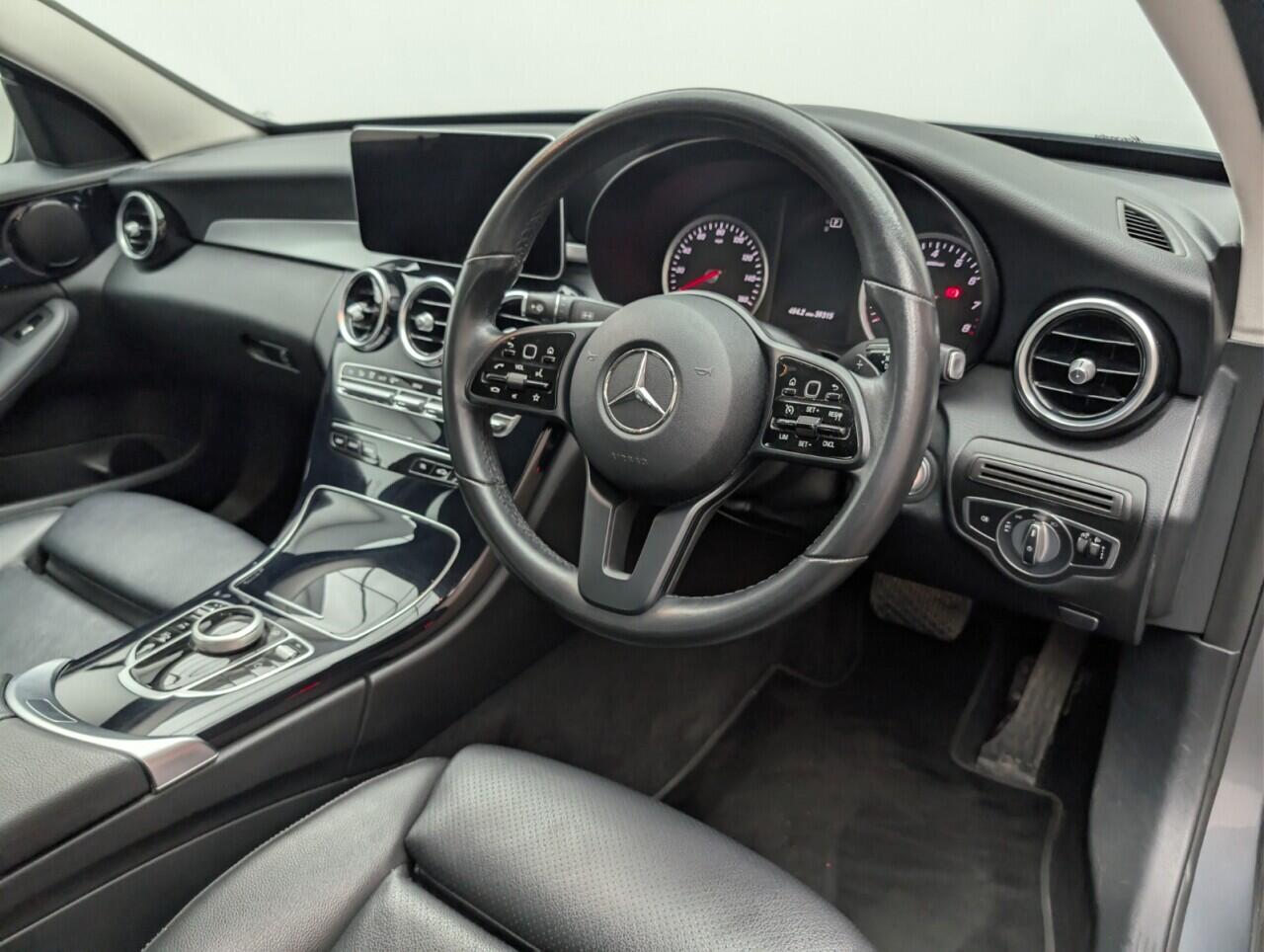 Used Mercedes-Benz C Class for sale - 76998990: Photo 11