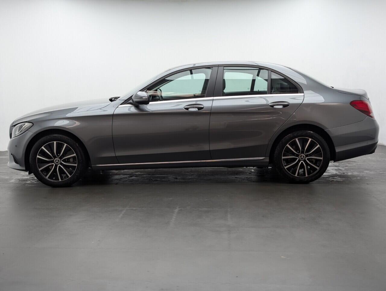 Used Mercedes-Benz C Class for sale - 76998990: Photo 5