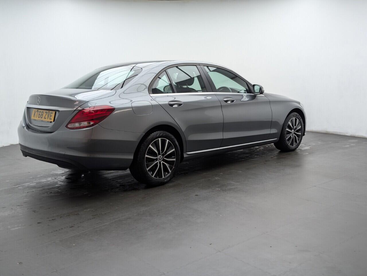 Used Mercedes-Benz C Class for sale - 76998990: Photo 8