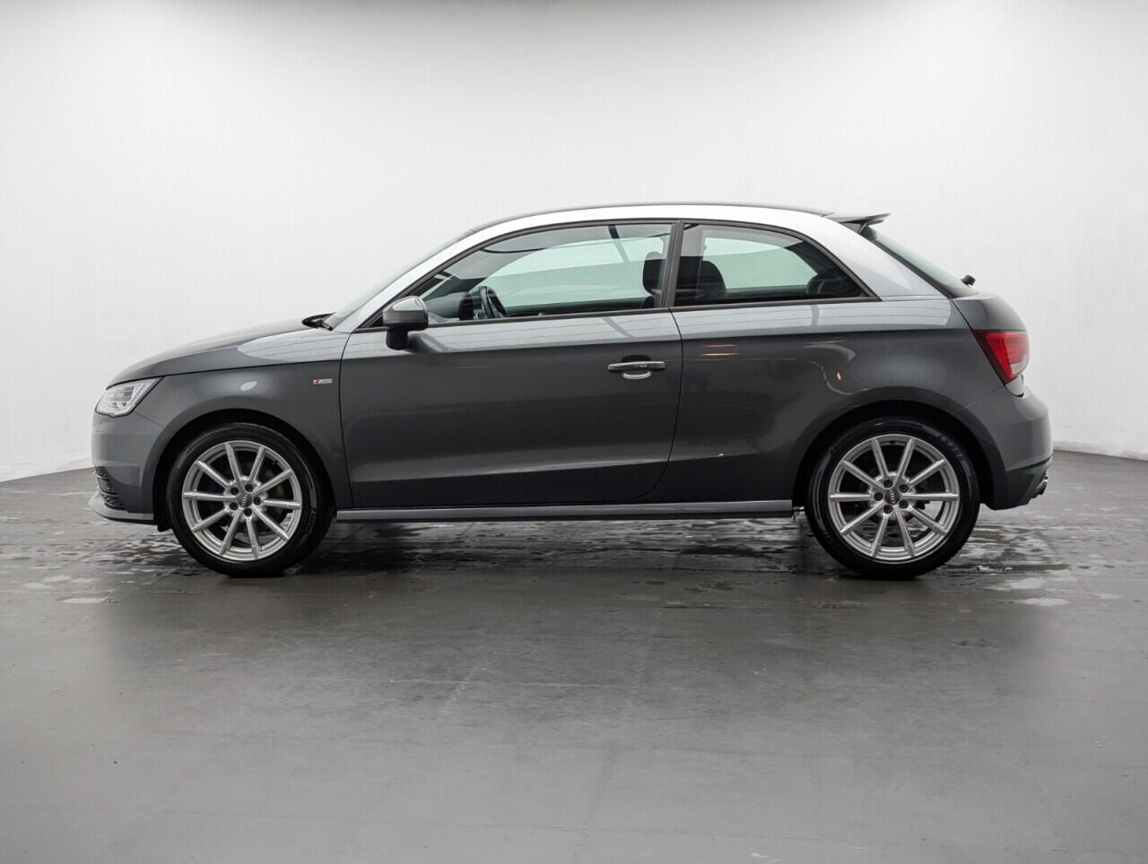 Used Audi A1 2017 for sale - 76424988: Photo 5