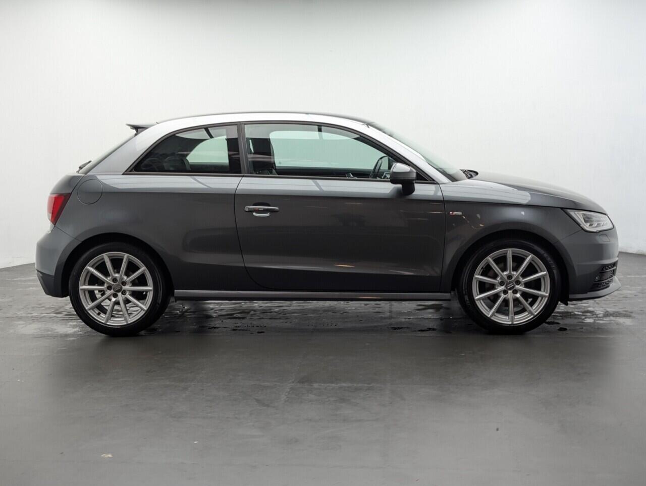Used Audi A1 2017 for sale - 76424988: Photo 9