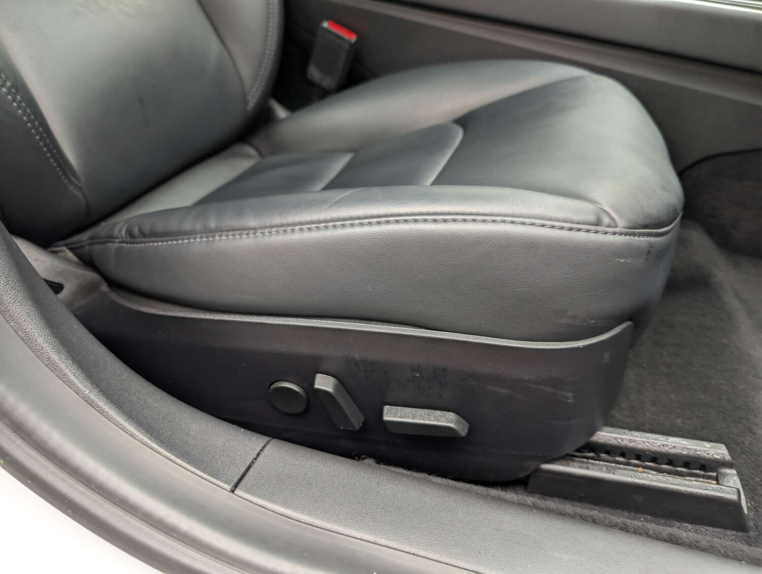 Used Tesla Model 3 2020 for sale - 77933963: Photo 13