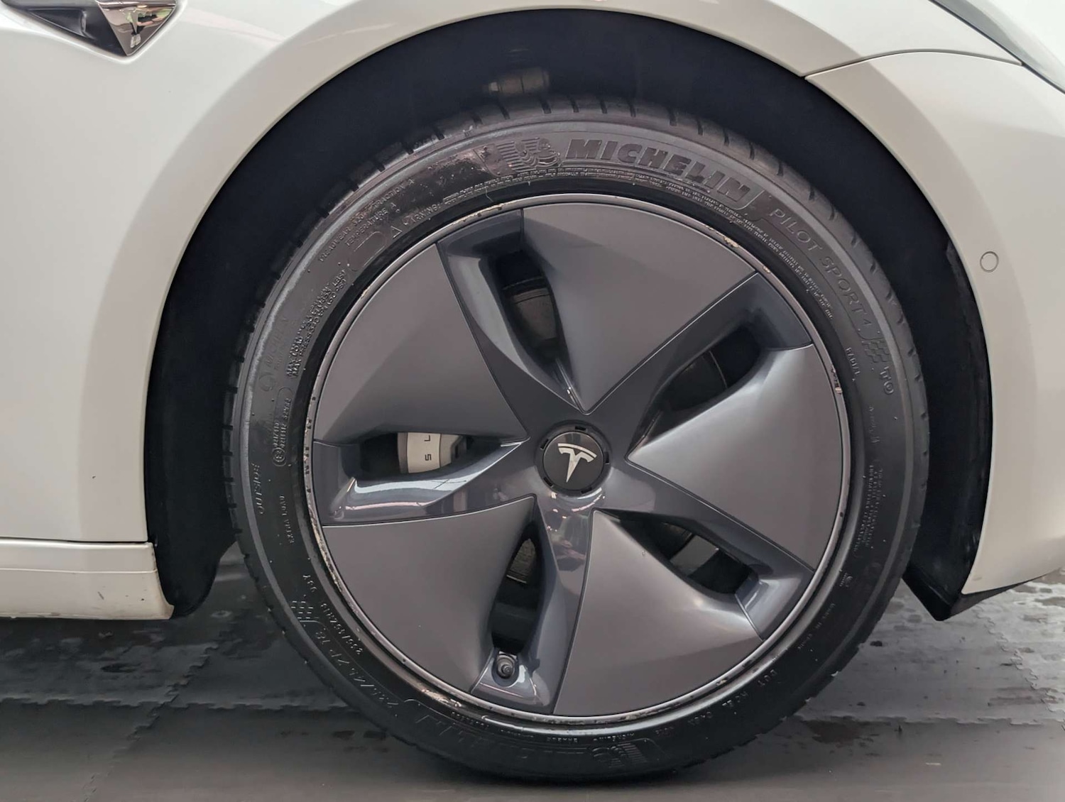 Used Tesla Model 3 2020 for sale - 77933963: Photo 14