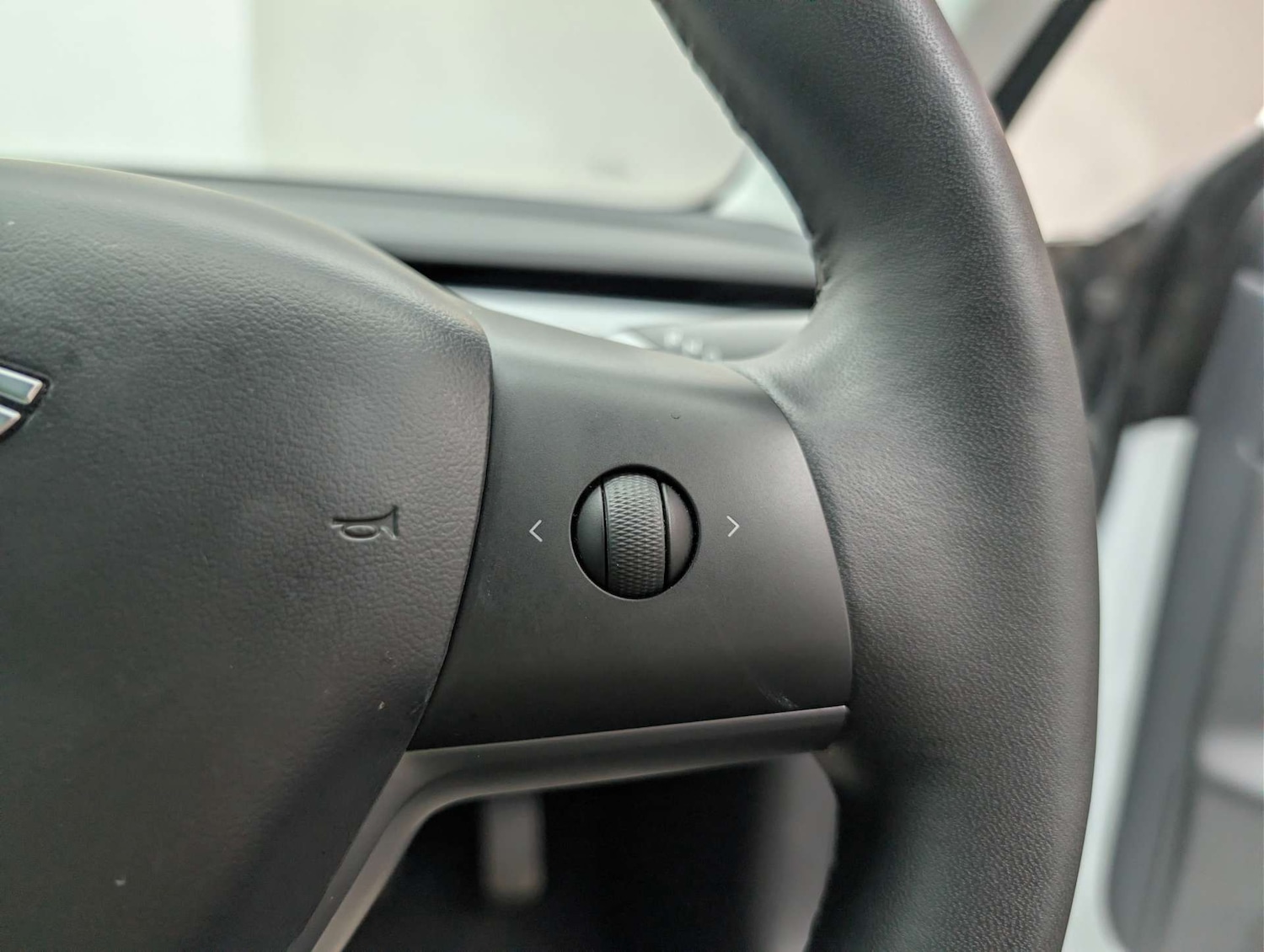 Used Tesla Model 3 2020 for sale - 77933963: Photo 29