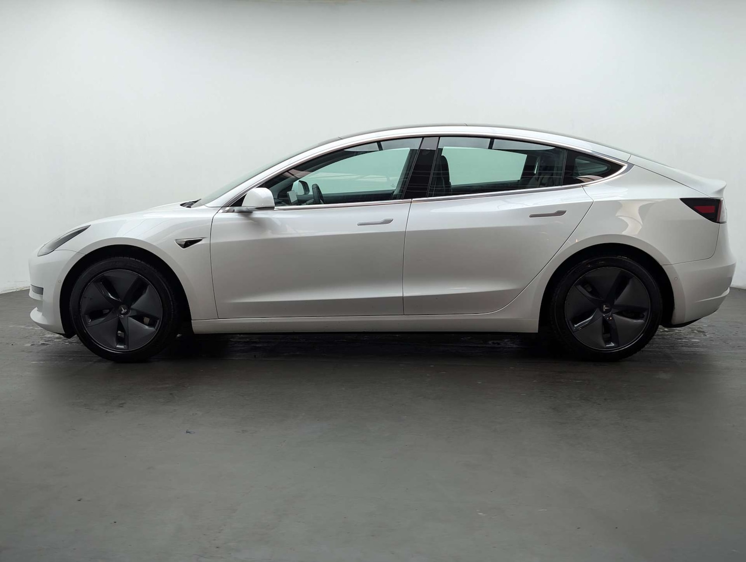 Used Tesla Model 3 2020 for sale - 77933963: Photo 6