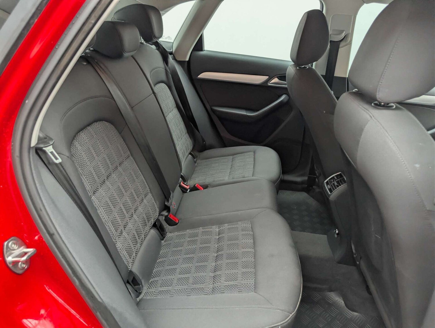 Used Audi Q3 2018 for sale - 77933980: Photo 25