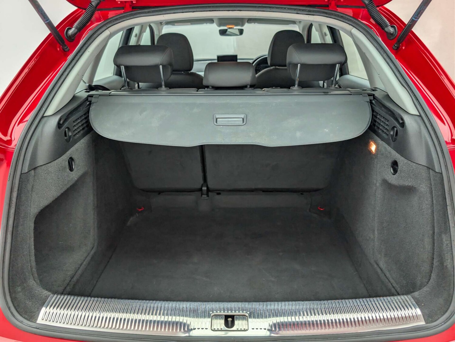 Used Audi Q3 2018 for sale - 77933980: Photo 30