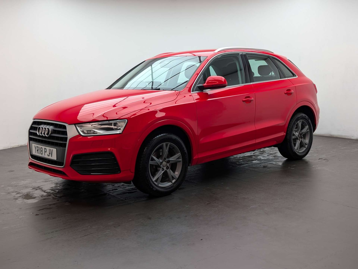 Used Audi Q3 2018 for sale - 77933980: Photo 5
