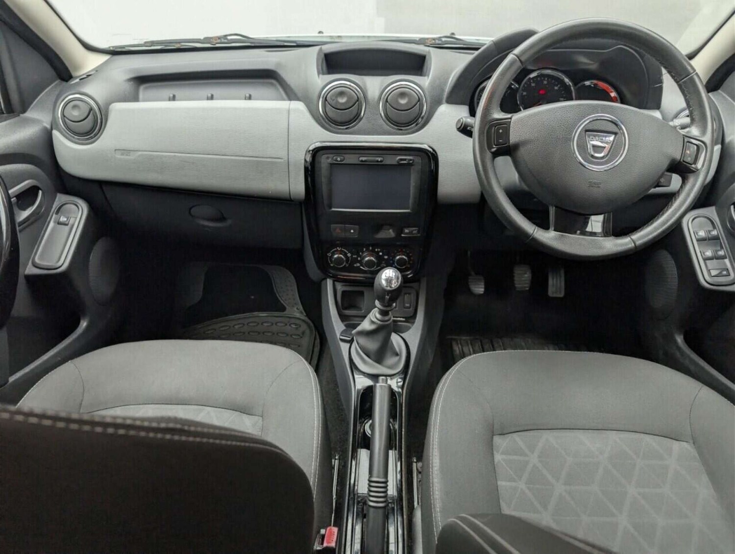 Used Dacia Duster 2015 for sale - 77713349: Photo 21