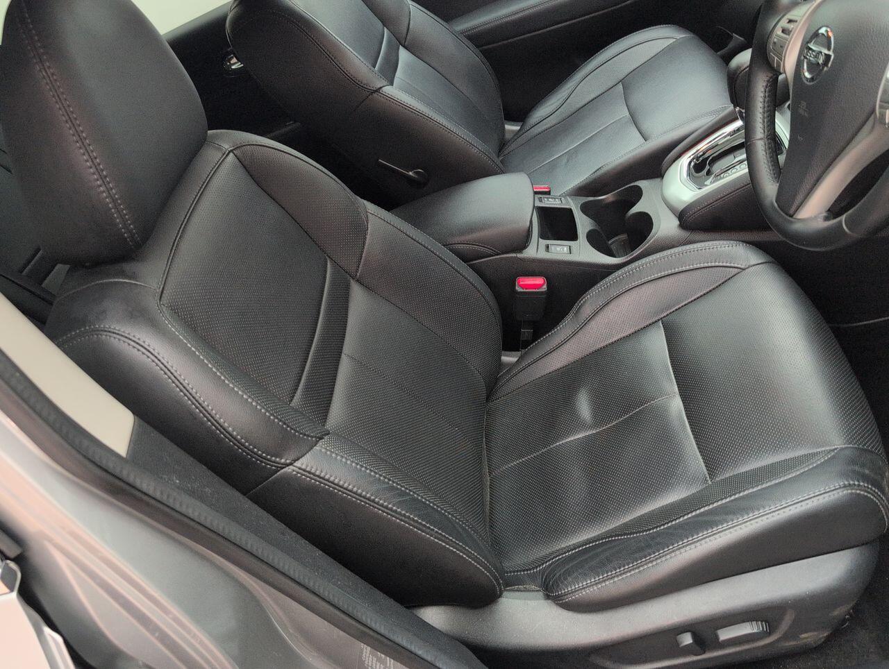 Used Nissan Qashqai 2017 for sale - 76800839: Photo 12