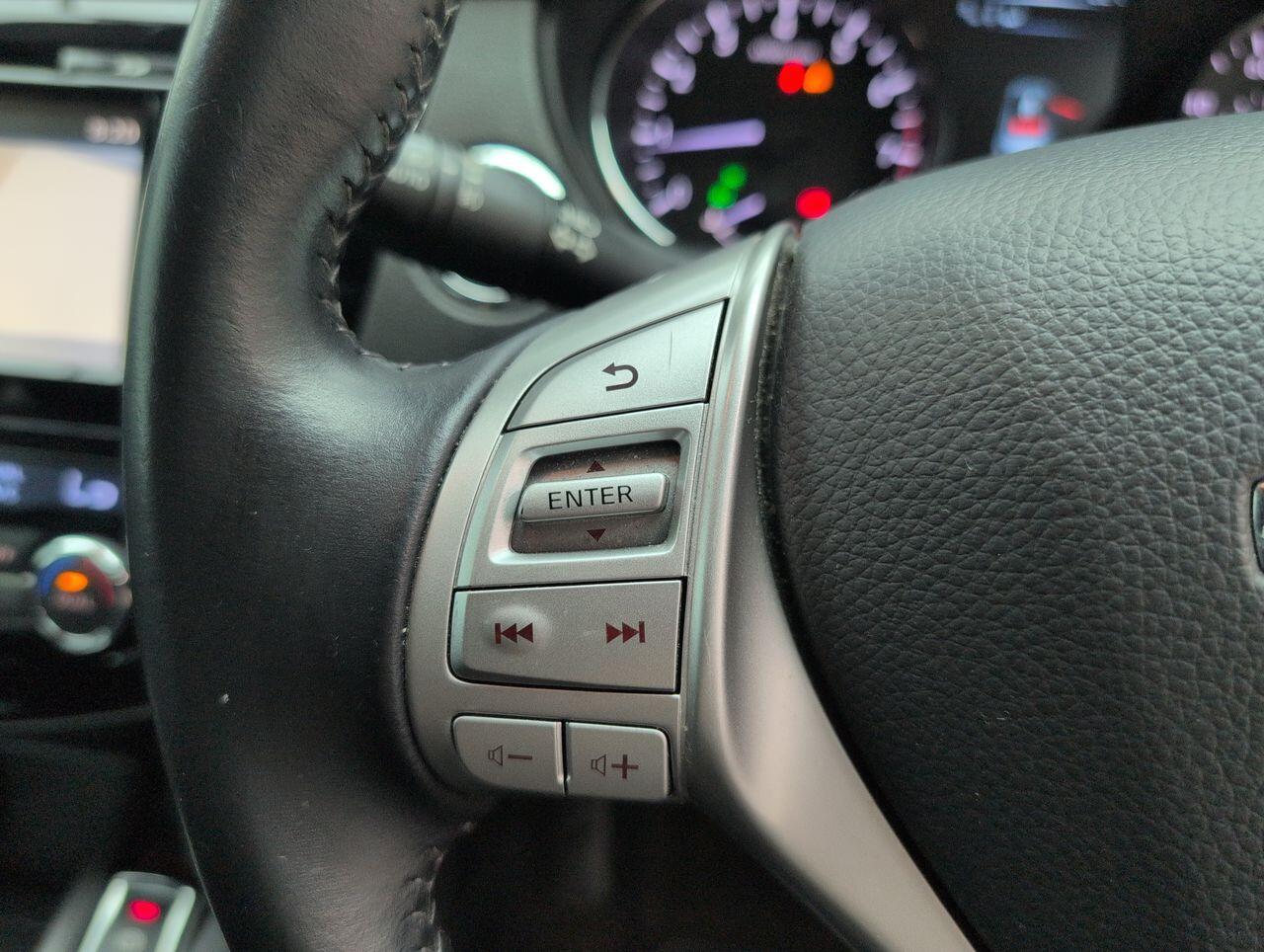 Used Nissan Qashqai 2017 for sale - 76800839: Photo 19