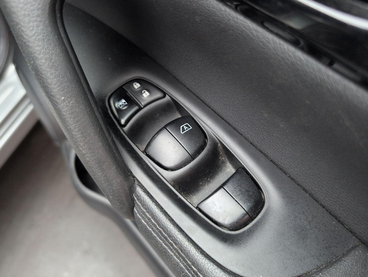 Used Nissan Qashqai 2017 for sale - 76800839: Photo 22