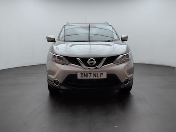 Used Nissan Qashqai 2017 for sale - 76800839: Photo
